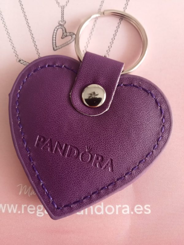 Llavero corazón de piel Pandora