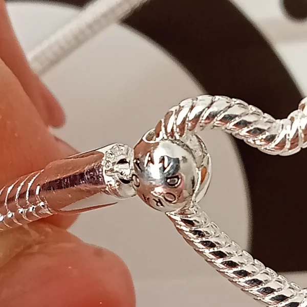 Pulsera corazón plata Pandora Moments - Imagen 7