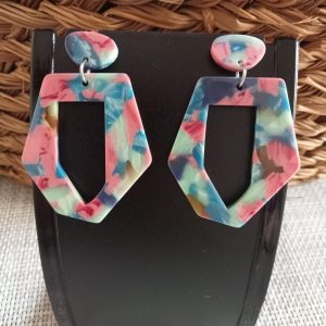 Pendientes de resina de colores