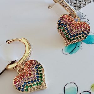 Pendientes aros con forma corazón