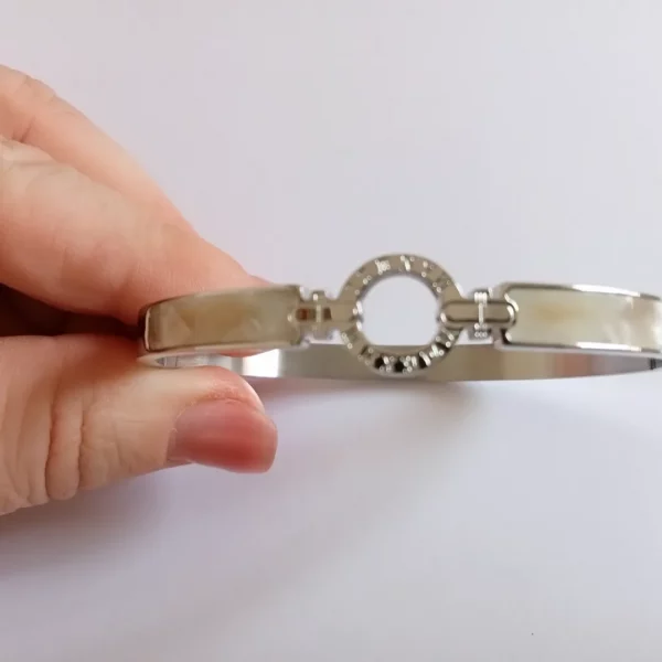 Brazalete en acero inoxidable nacarado - Imagen 3