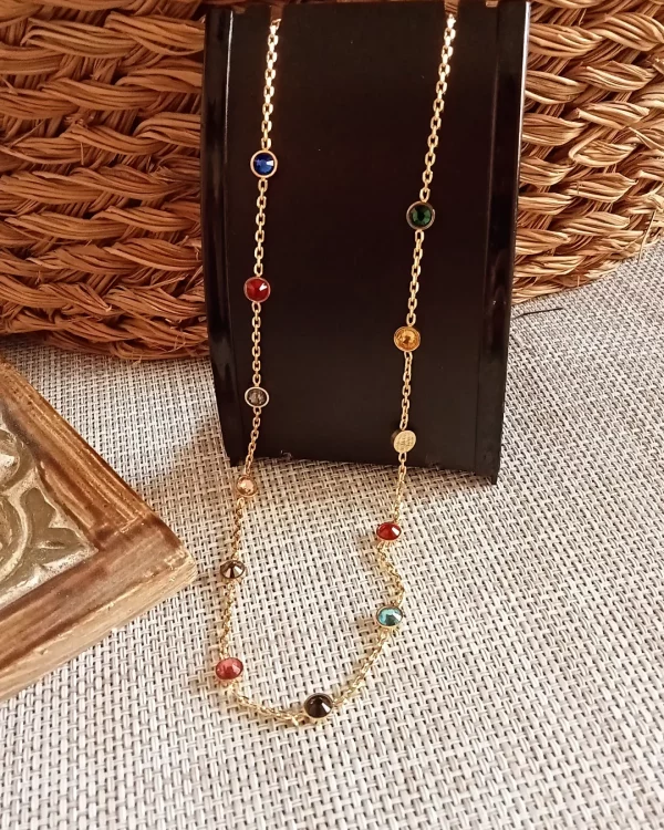 Conjunto en dorado de pulsera y cadena con cristales de colores - Imagen 4