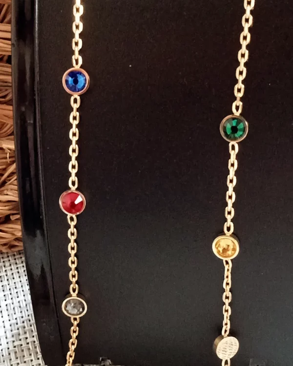 Conjunto en dorado de pulsera y cadena con cristales de colores - Imagen 6