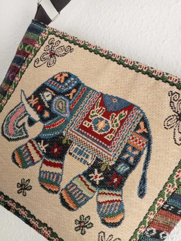 Bolso estilo etnico con elefantes - Imagen 3