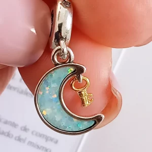 Charms luna con llave Pandora