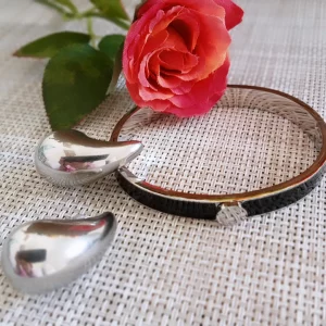Conjunto pendientes gota y brazalete de lujo