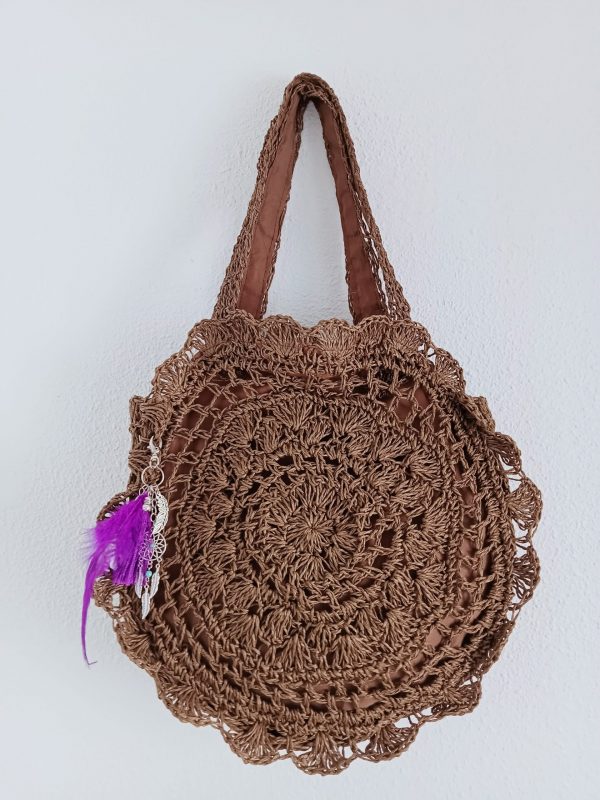 Bolso Rafia en marrón con abalorios.