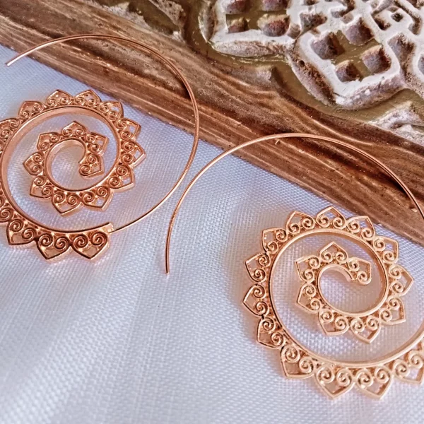Pendientes de filigrana en color cobré - Imagen 2