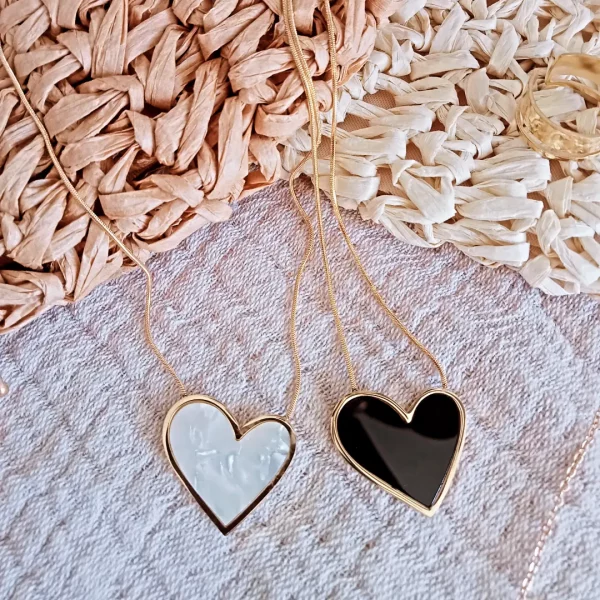 Collar LOVE en Negro - Imagen 2