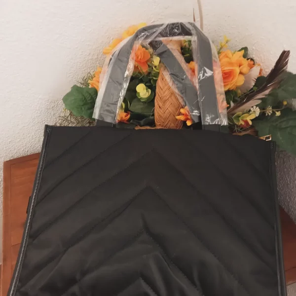 Bolso acolchado diseño de lujo. - Imagen 4