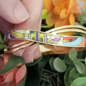 Pulsera diseño de lujo dorada