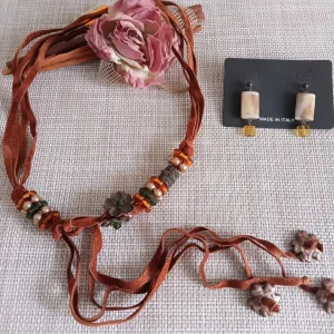 Conjunto de pendientes y collar diseño italiano