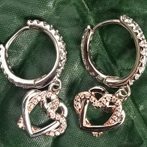 Aros pendientes corazones