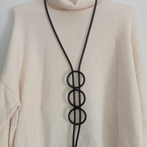 Collar largo  Negro