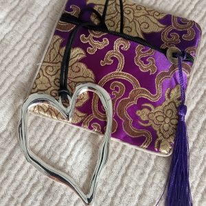 Collar corazón plateado grande