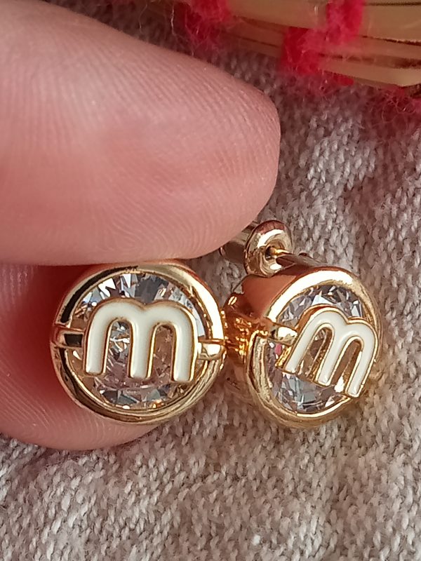 Pendientes diseño Miu circonita