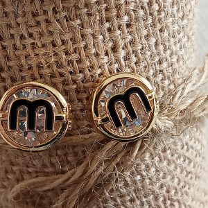 Pendientes de lujo trasparente y iniciales