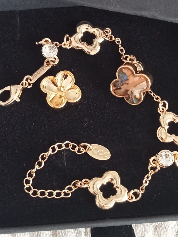 Set dorado que enamora: pulsera + pendientes con trébol 🍀 - Imagen 7